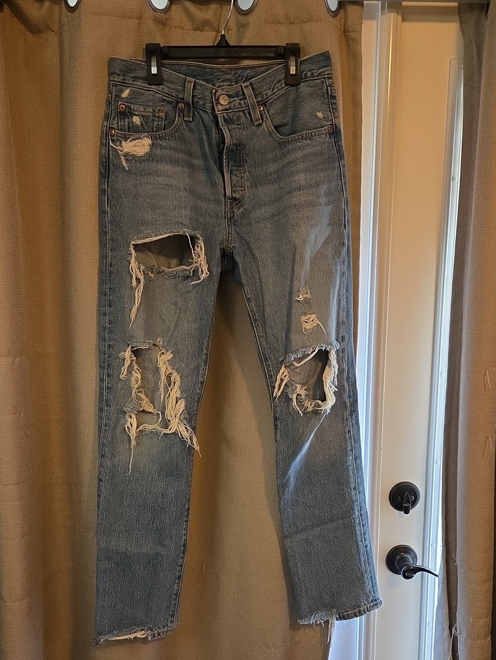 Levi's Distressed Straight Leg Jeans in Blue